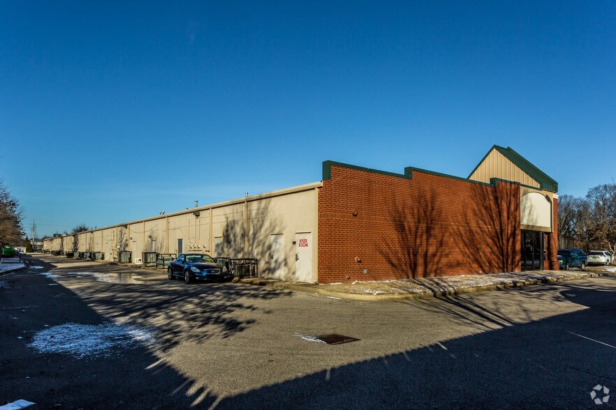 3451 Goodman Rd, Southaven, MS à louer - Photo de l’immeuble – Image 2 sur 2