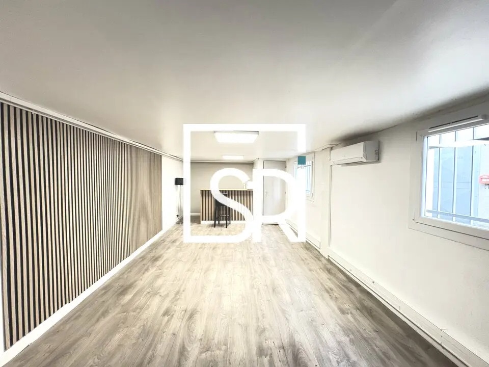 Bureau dans Cournon-d'Auvergne à louer Photo principale– Image 1 sur 11