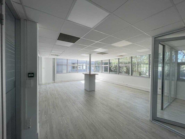 Bureau dans Mérignac à louer - Photo intérieure – Image 2 sur 8