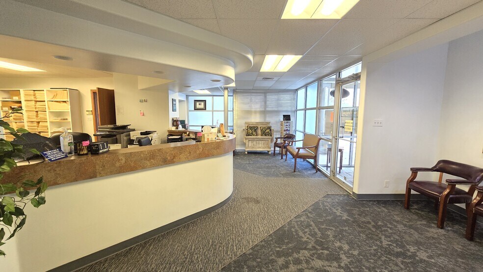 260 Falls Ave, Twin Falls, ID à louer - Photo de l’immeuble – Image 3 sur 9