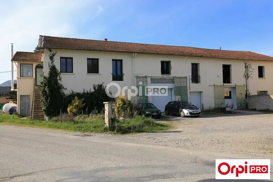 Local d'activités dans Valence à vendre - Photo de l’immeuble – Image 1 sur 8