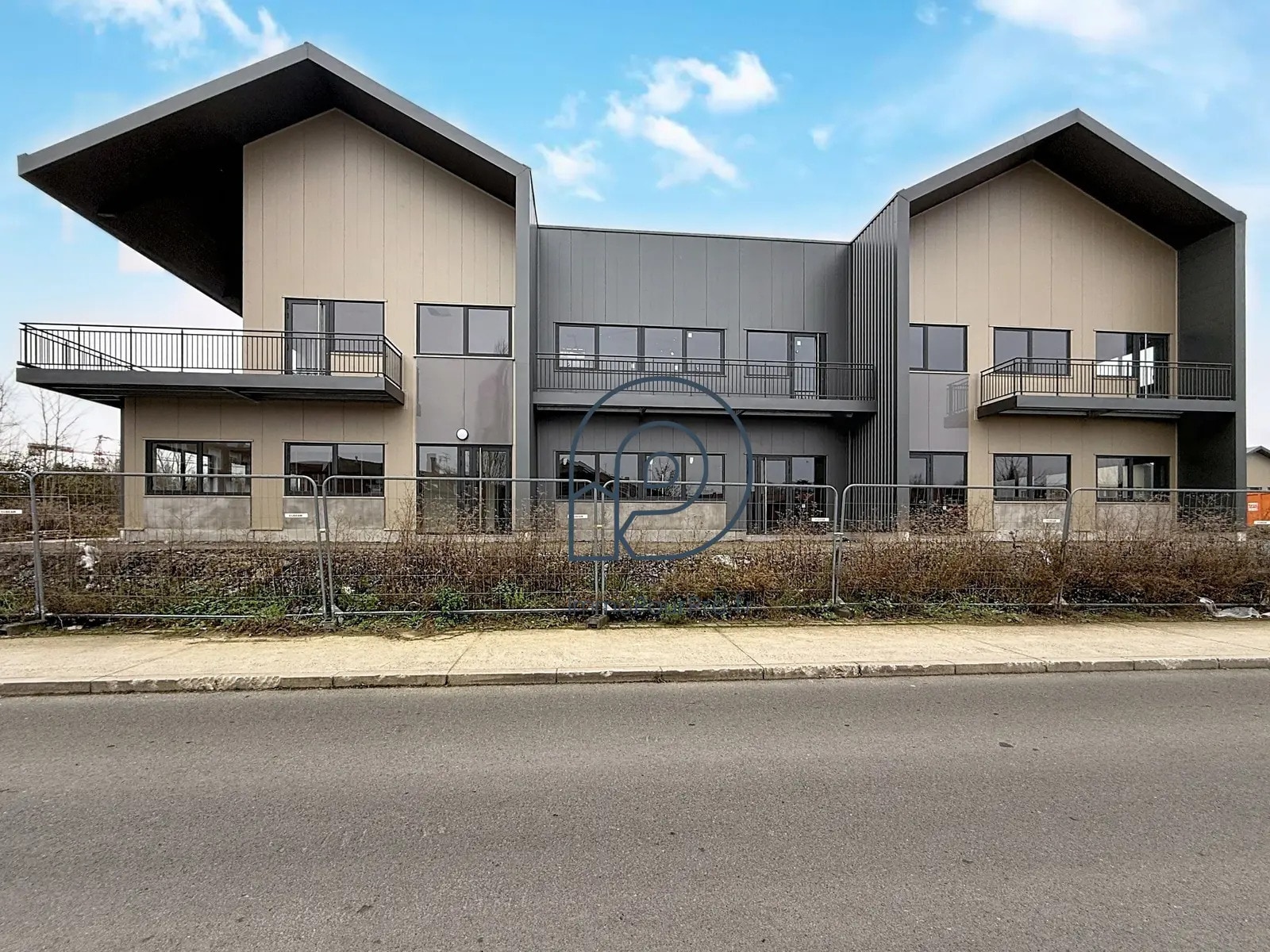 Local d'activités dans Tourcoing à vendre Photo de l’immeuble– Image 1 sur 13