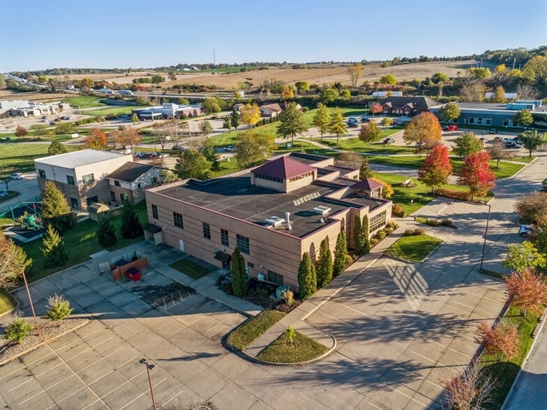 2834 Northgate Dr, Iowa City, IA à louer - Photo de l’immeuble – Image 3 sur 58