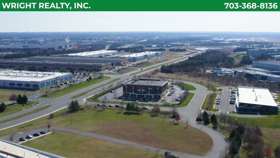 11220 Assett Loop, Manassas, VA à louer - Vidéo sur l’annonce professionnelle – Image 2 sur 24