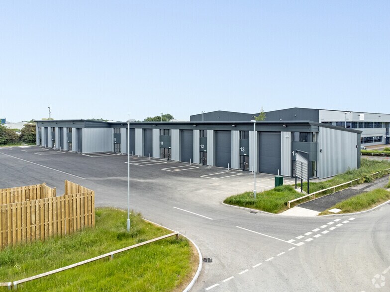 Barrington Way, Darlington à vendre - Photo de l’immeuble – Image 2 sur 16