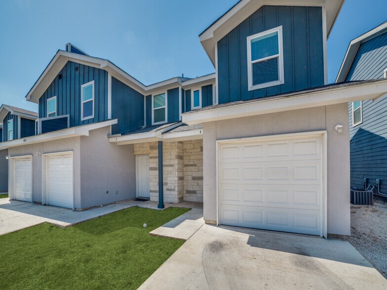 6918 Crestway Rd, San Antonio, TX à vendre - Photo principale – Image 1 sur 1