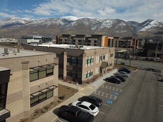 Plus de détails pour 1270 233rd N, Centerville, UT - Bureau à vendre