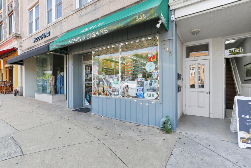 345 Greenwich Ave, Greenwich, CT à louer - Photo de l’immeuble – Image 3 sur 18