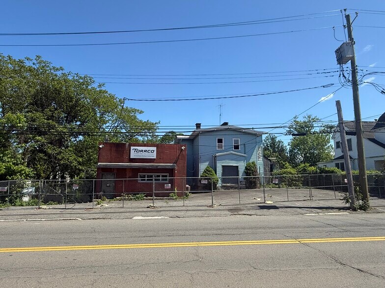 405-407 N Main, Port Chester, NY à vendre - Photo de l’immeuble – Image 3 sur 12