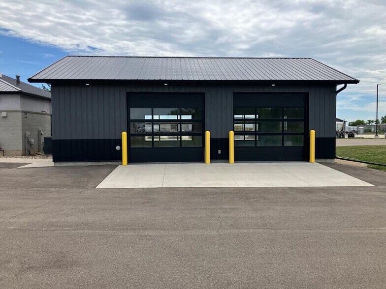 1010 251 Hwy, Rochelle, IL à vendre - Photo de l’immeuble – Image 3 sur 25