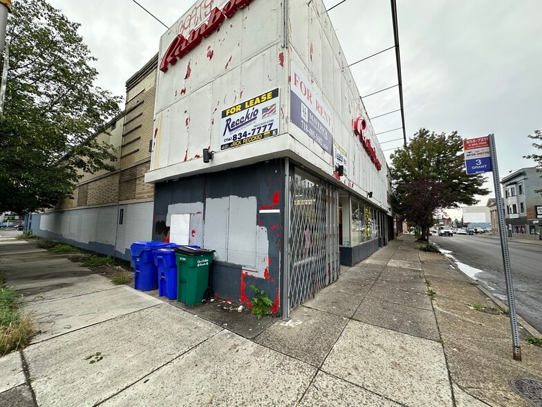 110 Grant St, Buffalo, NY à louer - Photo de l’immeuble – Image 3 sur 7