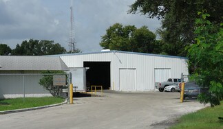 Plus de détails pour 748 Veronica S Shoemaker Blvd, Fort Myers, FL - Industriel/Logistique à vendre