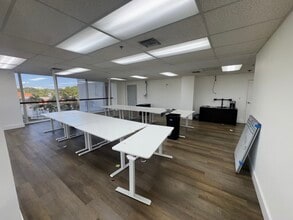 1600 S Federal Hwy, Pompano Beach, FL à louer Photo intérieure– Image 1 sur 7