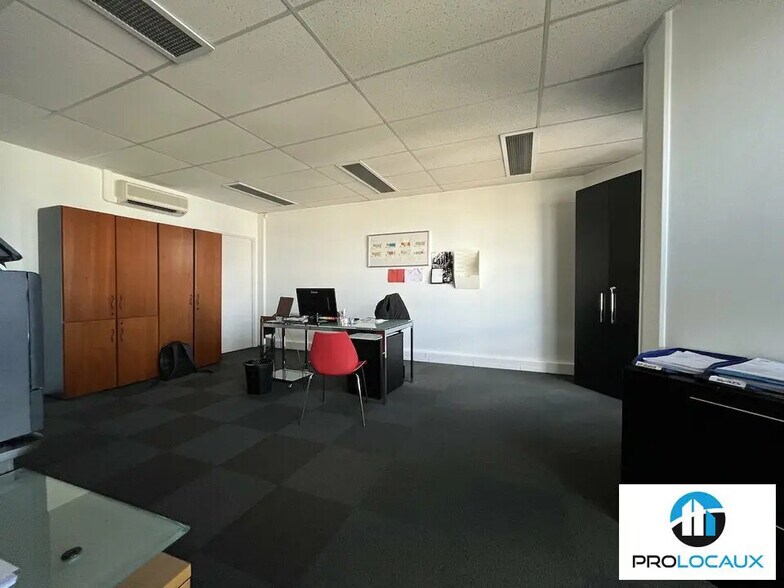 Bureau dans Compiègne à louer - Photo intérieure – Image 3 sur 10