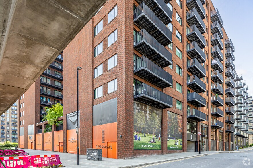 North Woolwich Rd, Londres à louer - Photo de l’immeuble – Image 3 sur 33