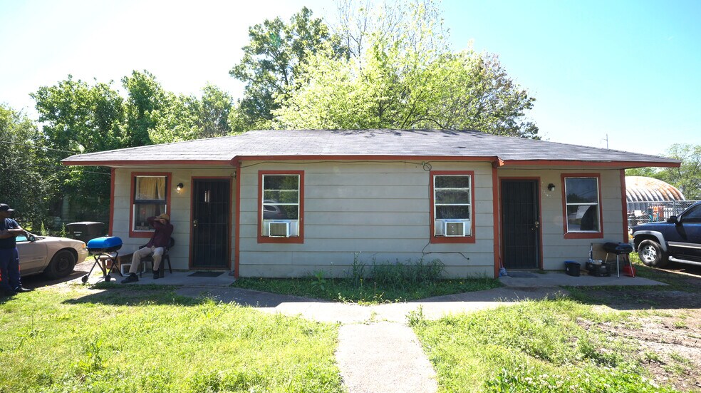 Solomon Greenville MS portefeuille de 2 biens à vendre sur LoopNet.fr - Photo de l’immeuble – Image 3 sur 7