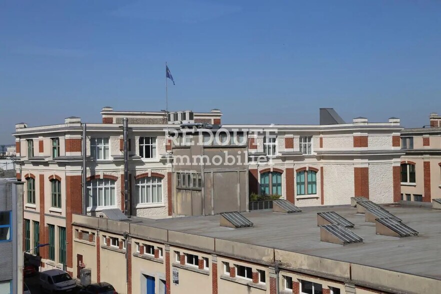 Bureau dans Bétheny à vendre - Photo de l’immeuble – Image 2 sur 9