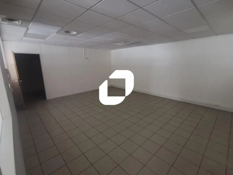 Bureau dans Fontenay-sous-Bois à louer - Photo intérieure – Image 3 sur 6