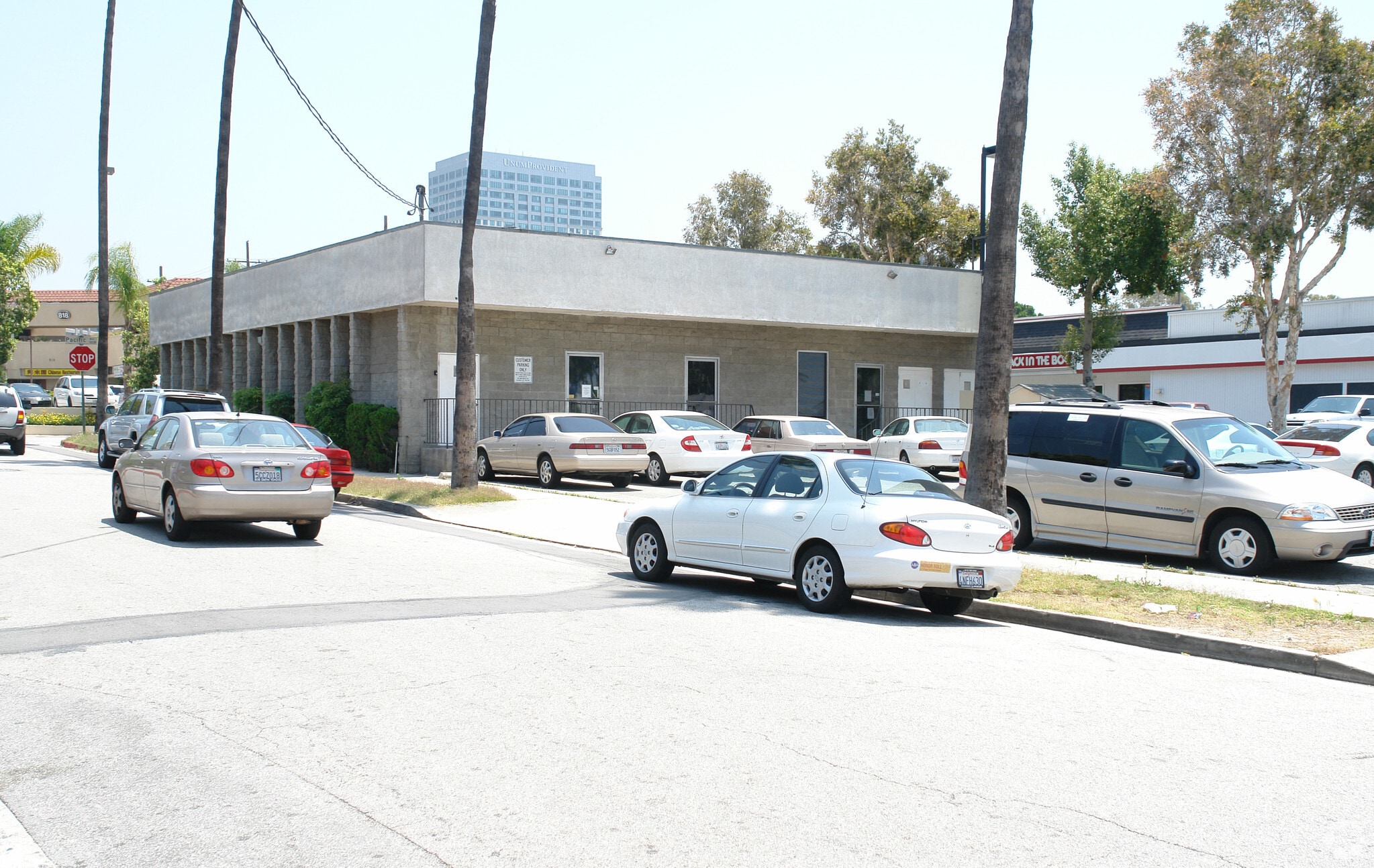 819 N Pacific Ave, Glendale, CA à louer Photo principale– Image 1 sur 14