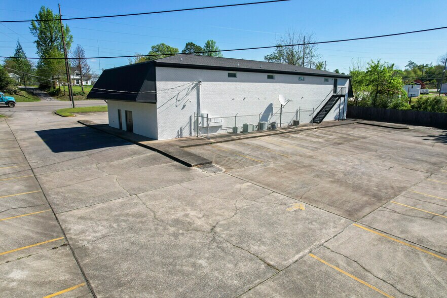 3325 University Blvd E, Tuscaloosa, AL à louer - Photo de l’immeuble – Image 2 sur 12