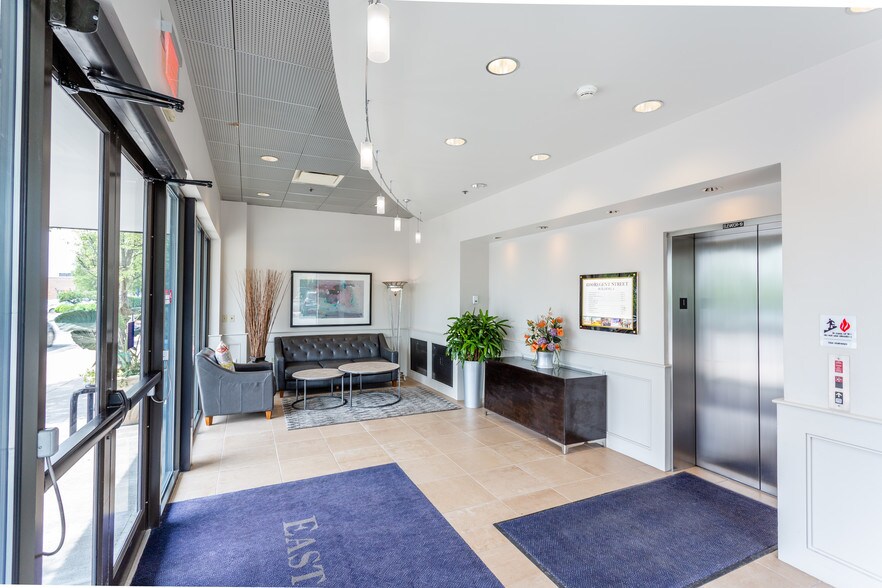 4100 Regent St, Columbus, OH à louer - Hall d’entrée – Image 2 sur 17