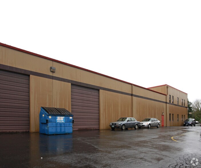 9925 SW Commerce Cir, Wilsonville, OR à vendre - Photo de l’immeuble – Image 2 sur 2