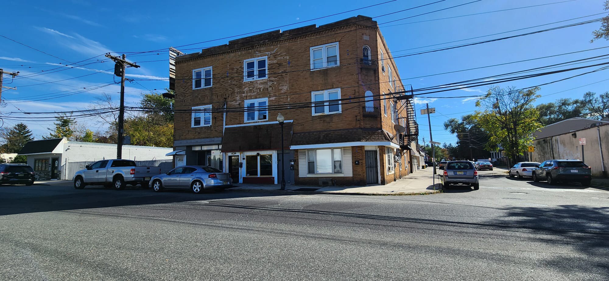 4100-4104 Maple Ave, Pennsauken, NJ à louer Photo de l’immeuble– Image 1 sur 4