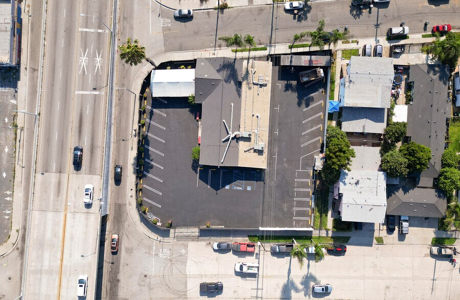 147 E Rosecrans Ave, Compton, CA à vendre - Photo de l’immeuble – Image 3 sur 29