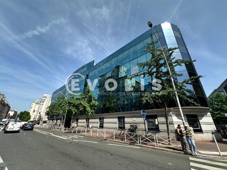 3-5 Rue Barbès, Montrouge à louer - Photo de l’immeuble – Image 2 sur 20