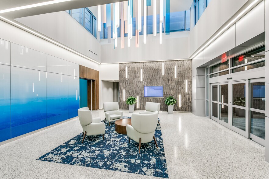 11970 N Central Expy, Dallas, TX à louer - Photo principale – Image 1 sur 9