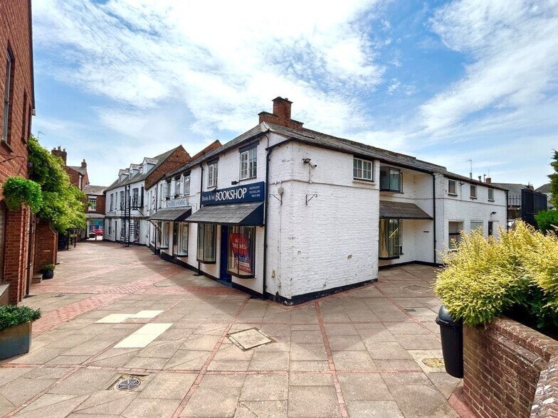 4 White Lion Walk, Banbury à vendre - Photo de l’immeuble – Image 2 sur 10