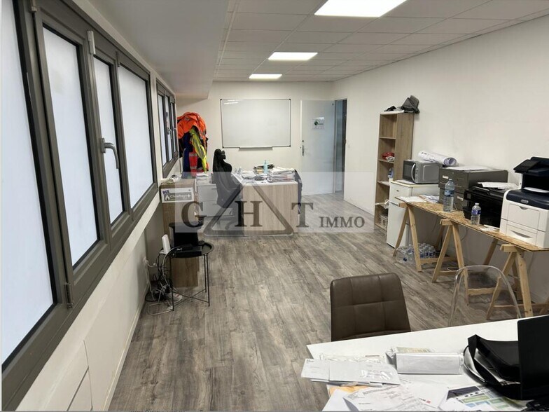 Industriel/Logistique dans Gennevilliers à louer - Photo intérieure – Image 2 sur 5