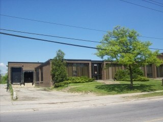 100 Toryork Dr, Toronto, ON à louer - Photo de l’immeuble – Image 3 sur 3
