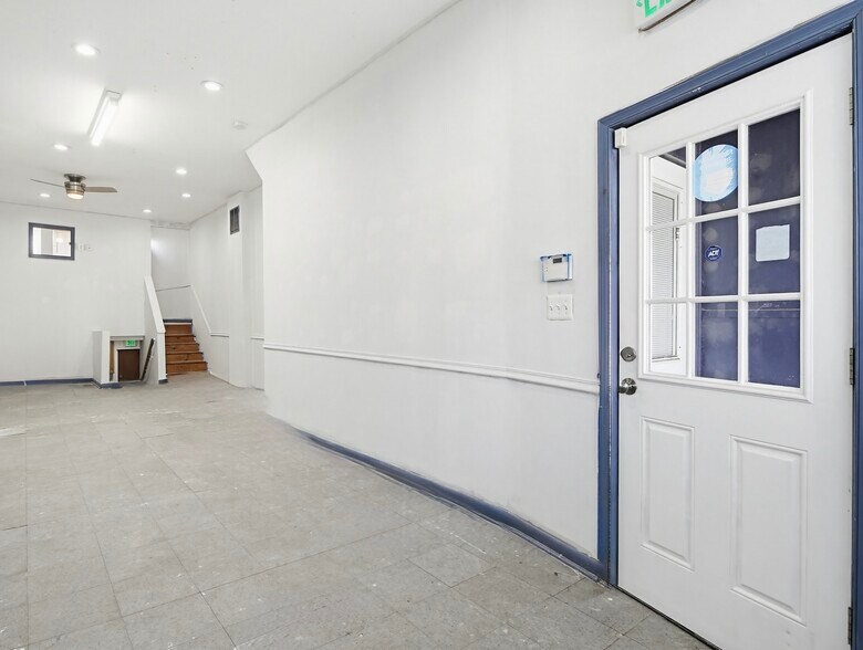 2712 Pennsylvania Ave, Baltimore, MD à vendre - Photo de l’immeuble – Image 2 sur 15