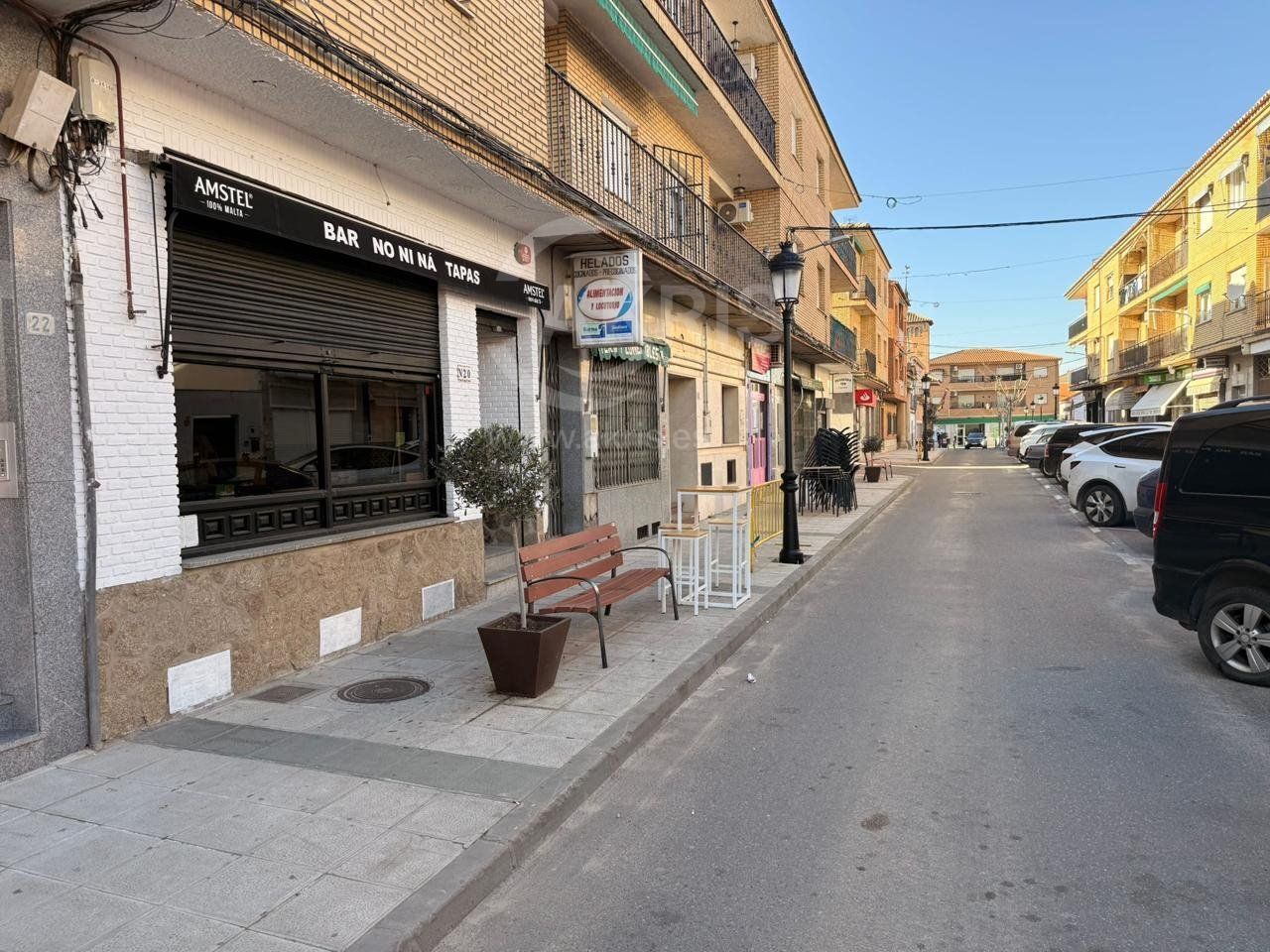 Immeuble residentiel dans Polán, Toledo à vendre Photo de l’immeuble– Image 1 sur 4