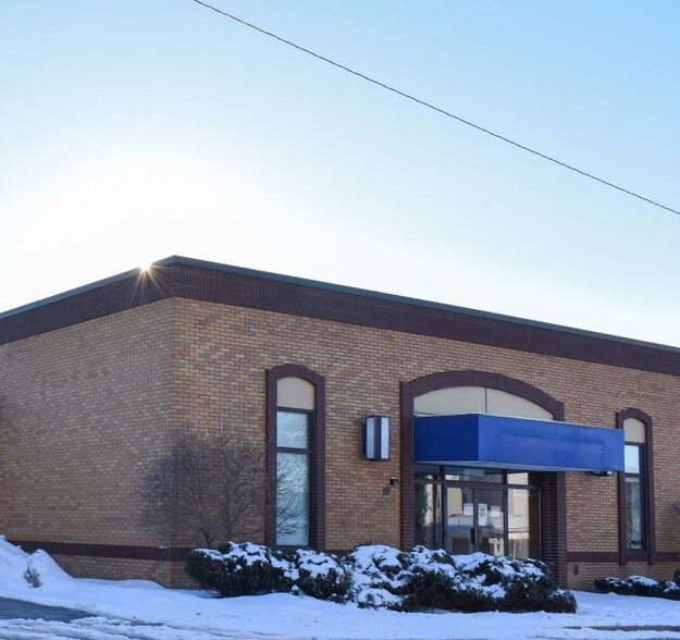 24 Main St N, Thornville, OH à vendre - Photo de l’immeuble – Image 1 sur 1