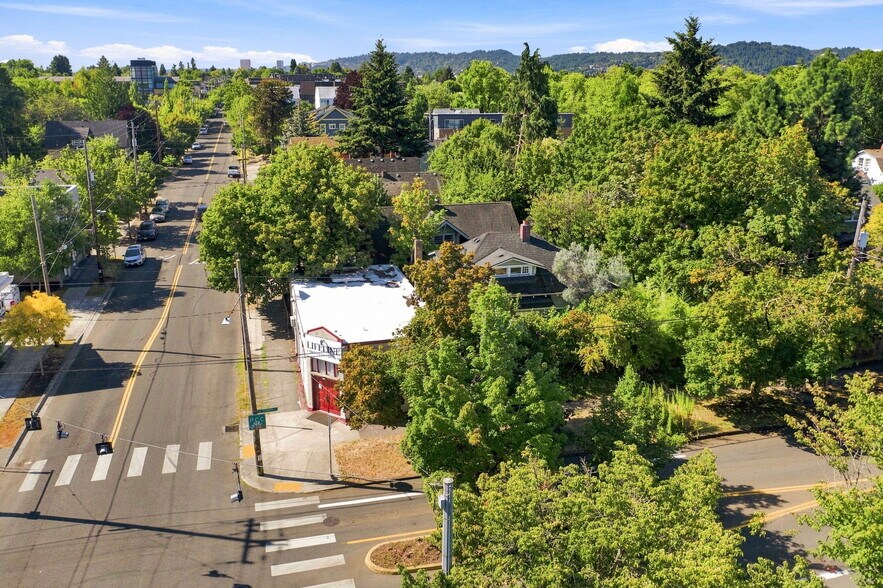 5949 N Albina Ave, Portland, OR à vendre - Photo de l’immeuble – Image 3 sur 9