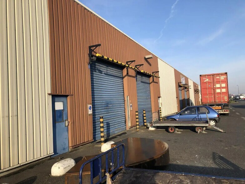 Bureau dans Paray-Vieille-Poste à louer - Photo de l’immeuble – Image 1 sur 4