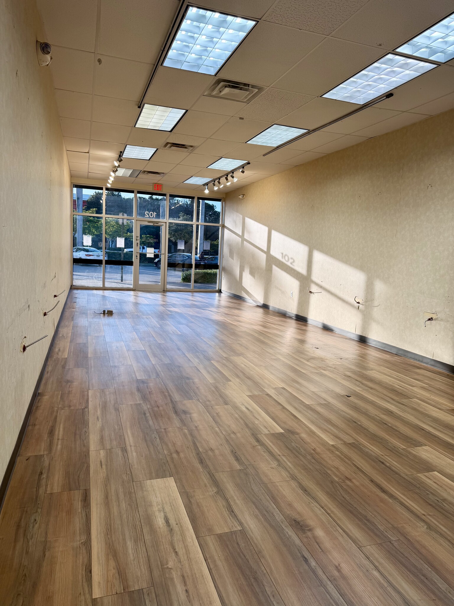 18355 NW 57th Ave, Miami Gardens, FL à louer Photo intérieure– Image 1 sur 5