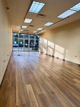 18355 NW 57th Ave, Miami Gardens, FL à louer Photo intérieure– Image 1 sur 5