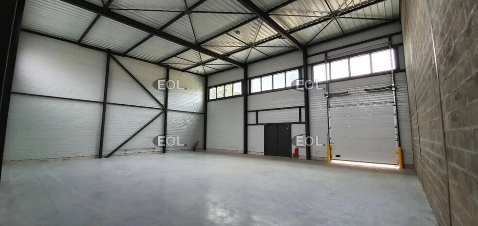 Local d’activités dans Marcoussis à louer - Photo intérieure – Image 2 sur 6