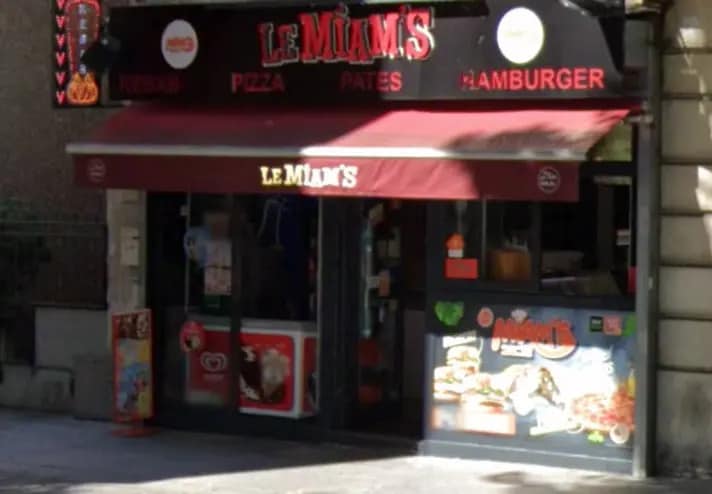 Local commercial dans Paris à vendre Photo de l’immeuble– Image 1 sur 2