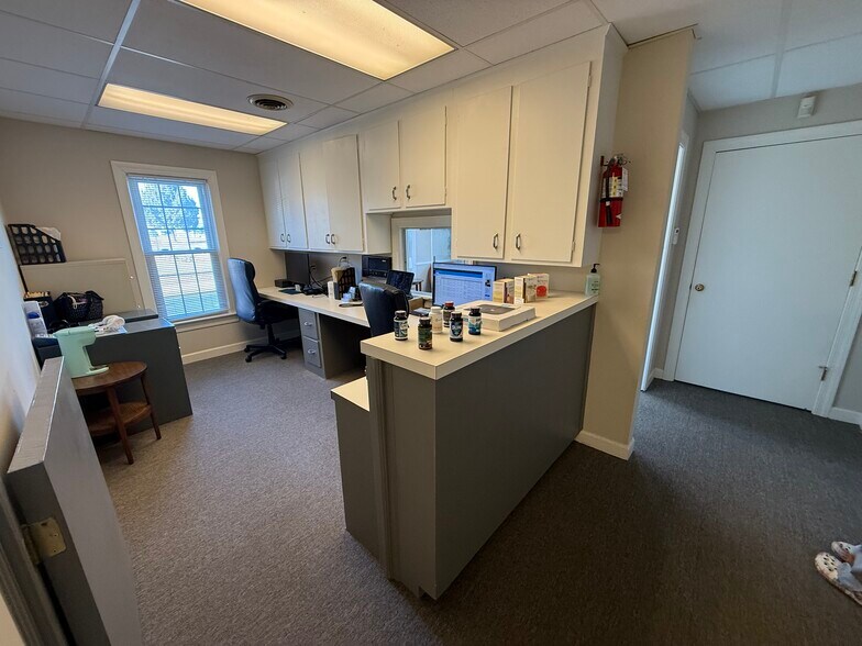 2639 Sunset Ave, Rocky Mount, NC à louer - Photo de l’immeuble – Image 3 sur 5