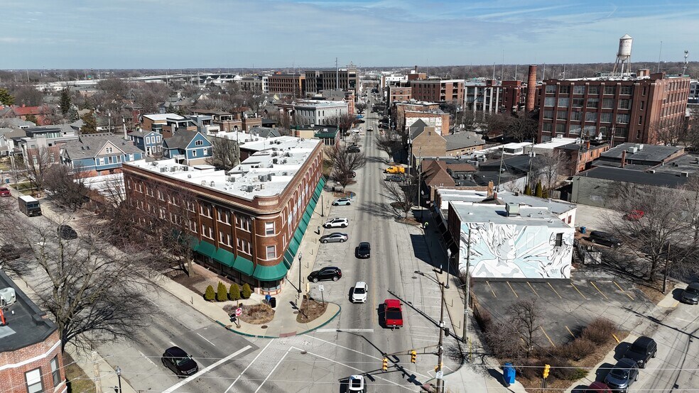 615 N East St, Indianapolis, IN à louer - Photo de l’immeuble – Image 2 sur 8