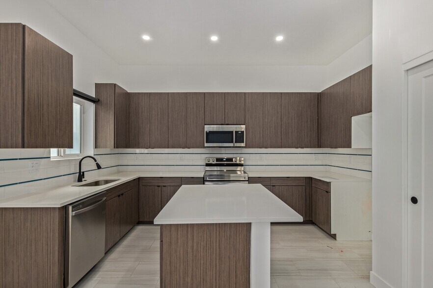 Arcadia 24 & 15 portefeuille de 2 biens à vendre sur LoopNet.fr - Photo intérieure – Image 3 sur 4