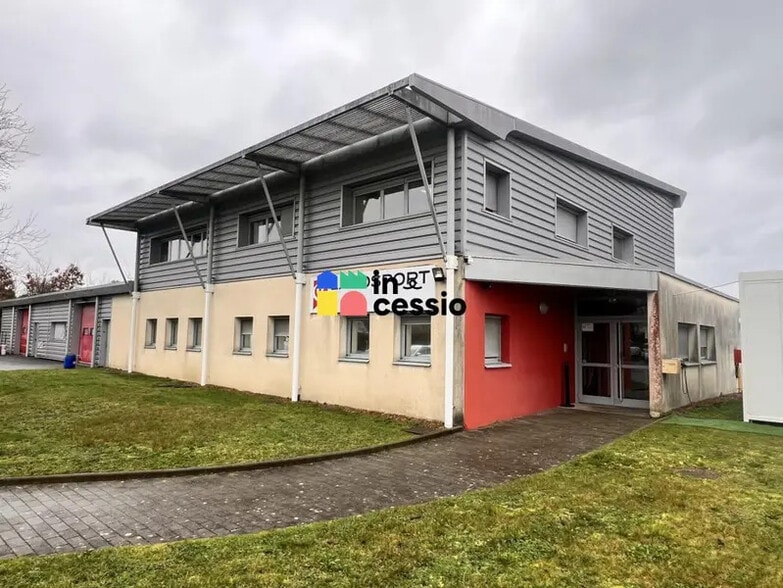 Local d'activités dans Le Mans à vendre - Photo de l’immeuble – Image 3 sur 19