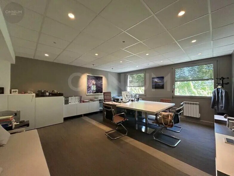 Bureau dans Villeurbanne à louer - Photo intérieure – Image 2 sur 6