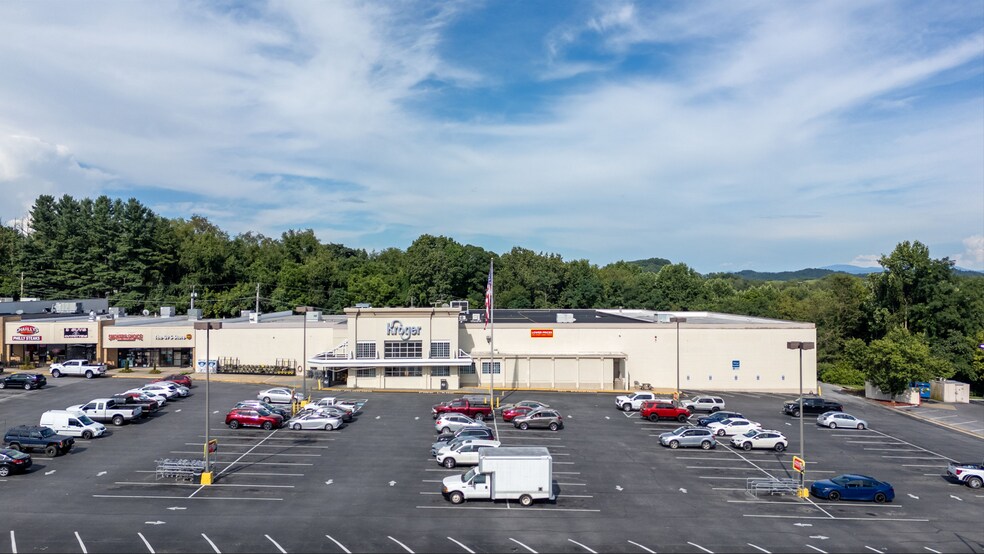 398-466 Cummings St, Abingdon, VA à louer - Photo de l’immeuble – Image 1 sur 13