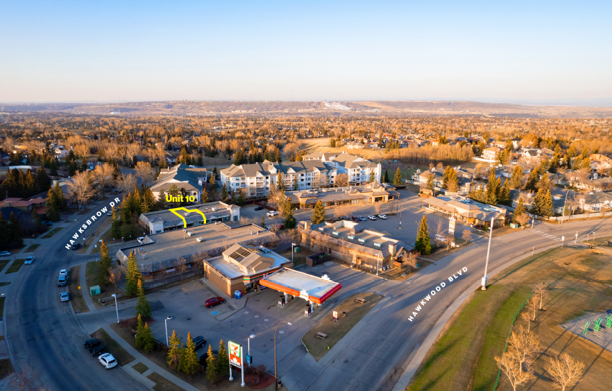 217 Hawksbrow Dr NW, Calgary, AB à louer - Aérien – Image 2 sur 3