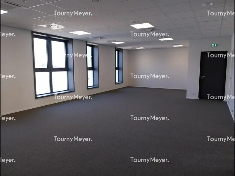 Bureau dans Brest à louer - Photo de l’immeuble – Image 3 sur 5